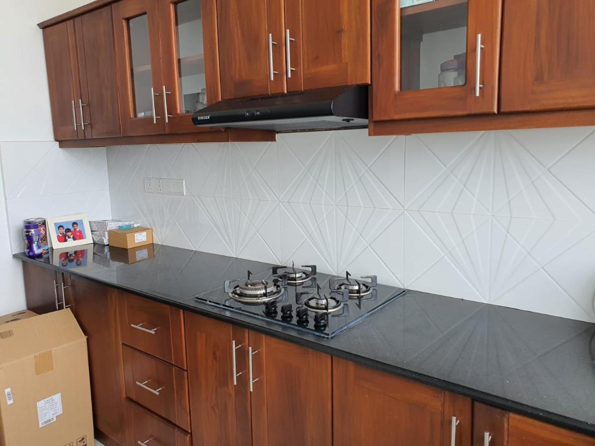 Dehiwala-Mount Lavinia New 2 Bedroom Apartment, 100M Away From The Beach מראה חיצוני תמונה