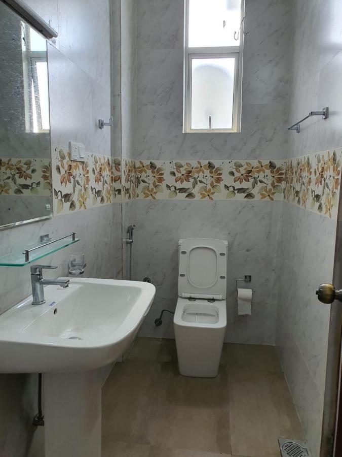 Dehiwala-Mount Lavinia New 2 Bedroom Apartment, 100M Away From The Beach מראה חיצוני תמונה