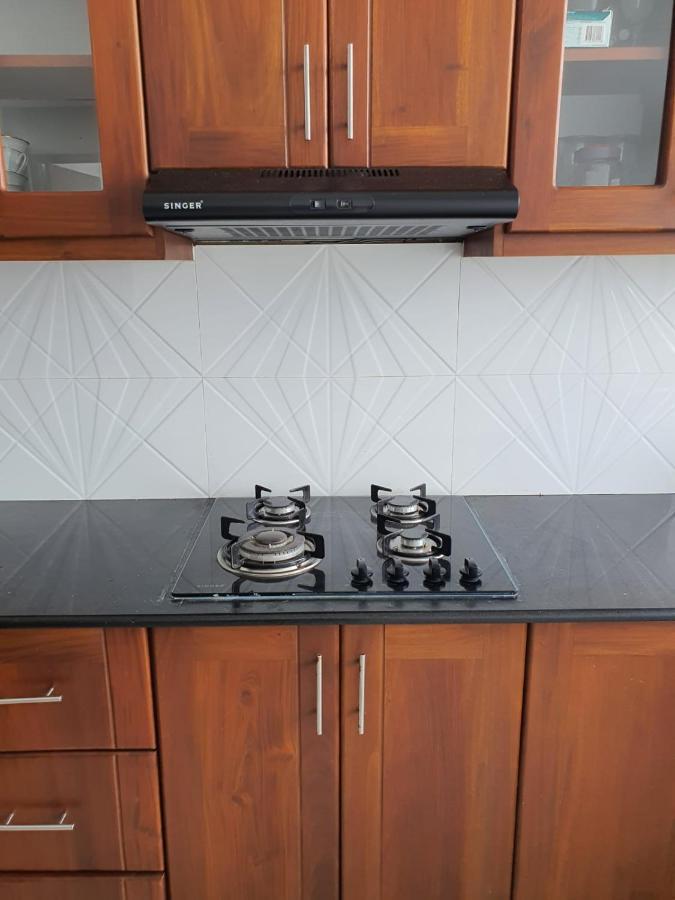 Dehiwala-Mount Lavinia New 2 Bedroom Apartment, 100M Away From The Beach מראה חיצוני תמונה
